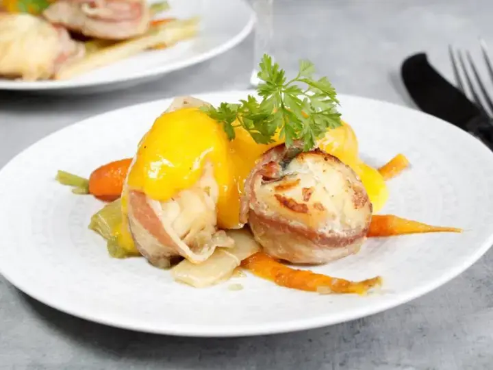 Lotte sauce mangue passion et légumes fondants