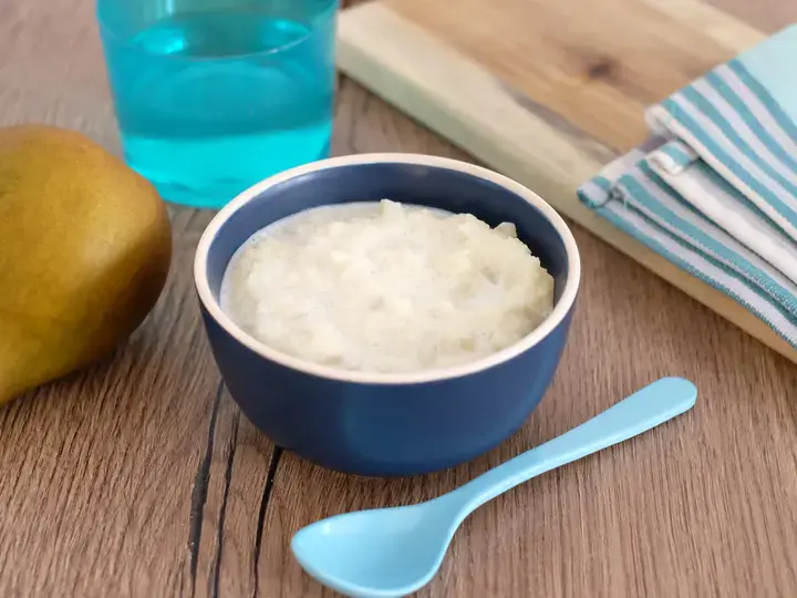 Recette semoule au miel et à la poire pour bébé