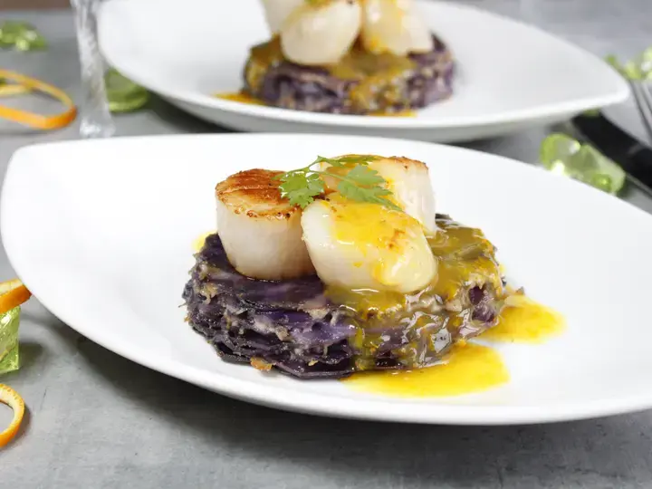Saint Jacques et gratin de vitellote sauce orange