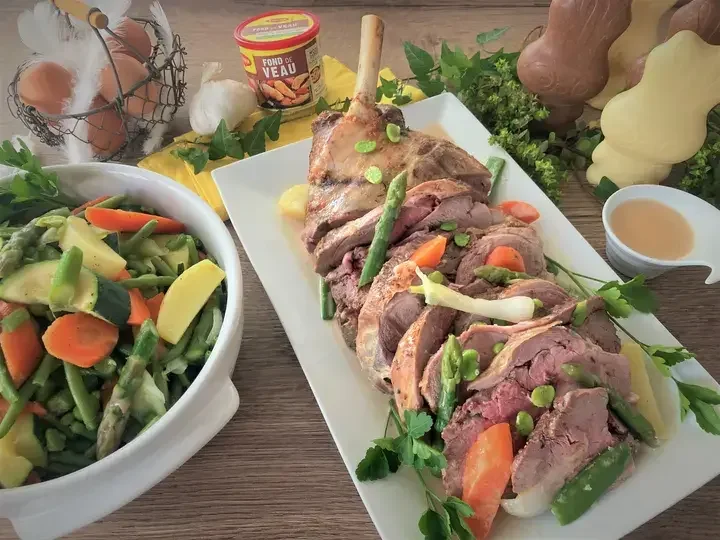Agneau de Pâques rôti crème d'ail