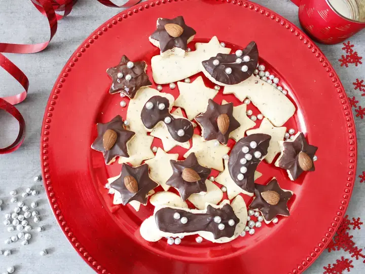 Sablés de Noël amandes, chocolat au lait concentré sucré