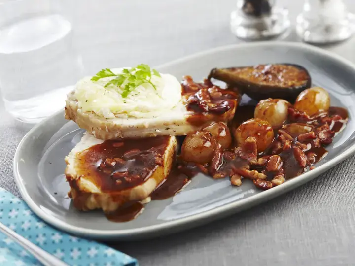 this media has been downloaded from content hub 203294471