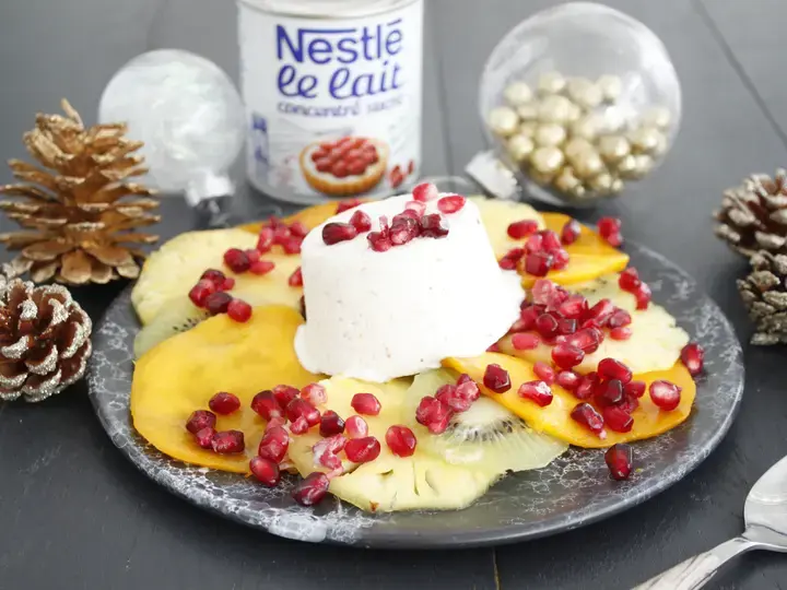 Carpaccio de fruits exotiques et glace à la noix de coco