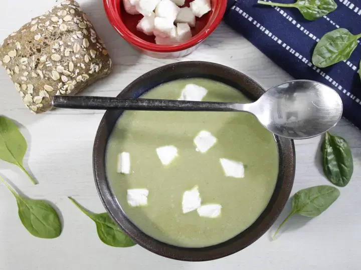 Velouté d'épinards au chèvre doux