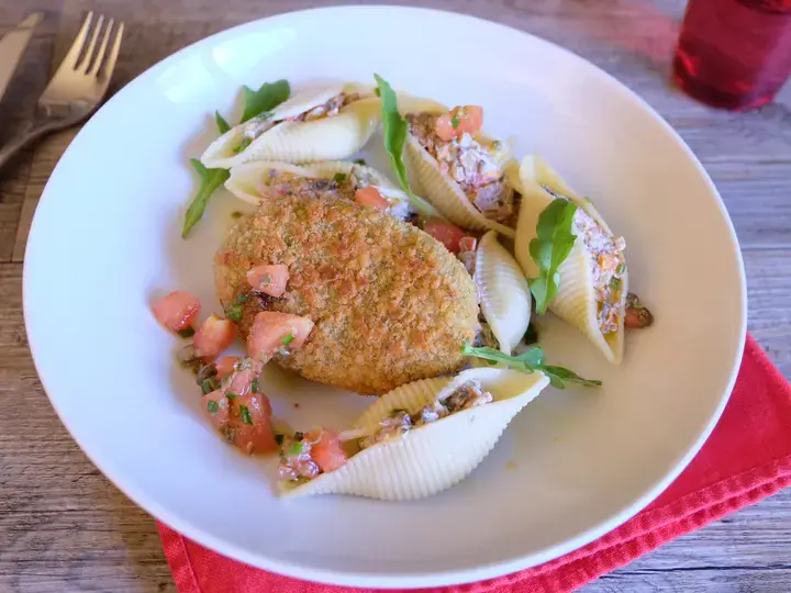 Pavés Gourmands Épinard et fromage, conchiglioni champignons, tomate