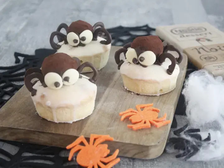 Muffins araignées au chocolat