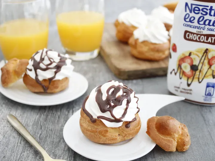 choux chantilly sauce chocolat