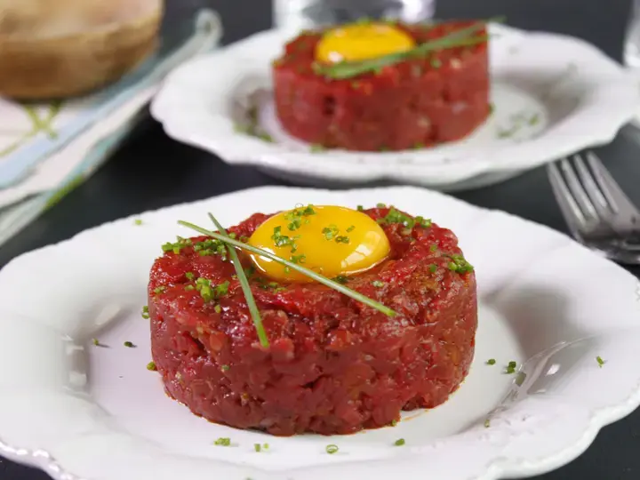 Tartare de bœuf à la tomate