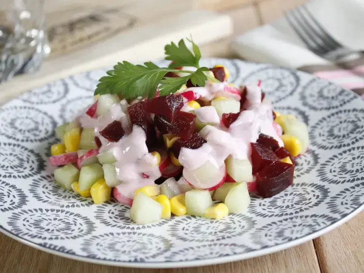 Salade croquante multicolore