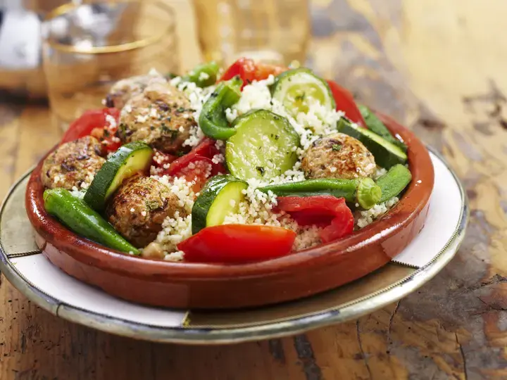 this media has been downloaded from content hub 203294432