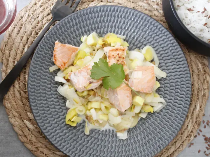 Noix de saumon sur fondue de poireaux