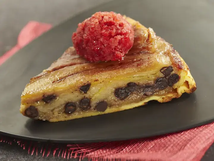 Tatin banane chocolat et granité de fraises