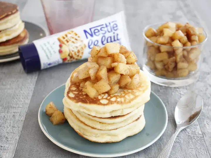 Pancakes aux pommes et cannelle