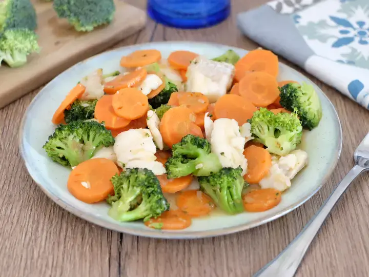 Poelée de légumes et poisson