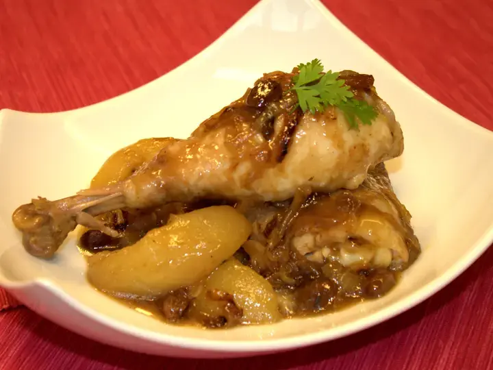 Volaille aux oignons