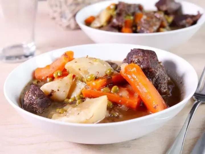 this media has been downloaded from content hub 203178404