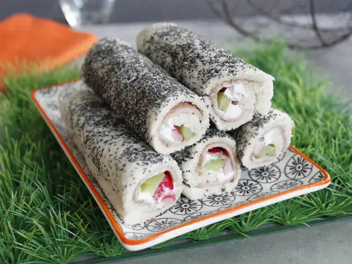 Sandwichs roll's au jambon, chèvre et légumes croquants