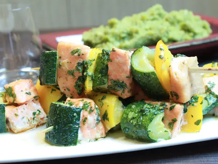 Brochettes de saumon au poivron et aux épices