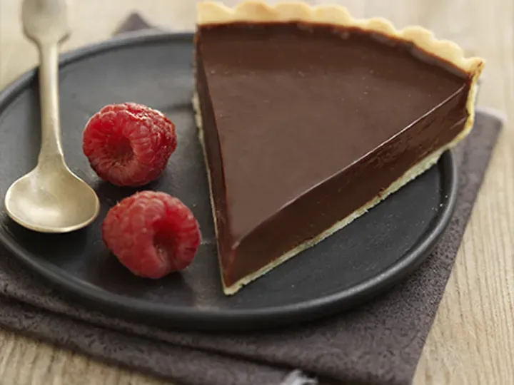 Tarte au chocolat corse et nougatine