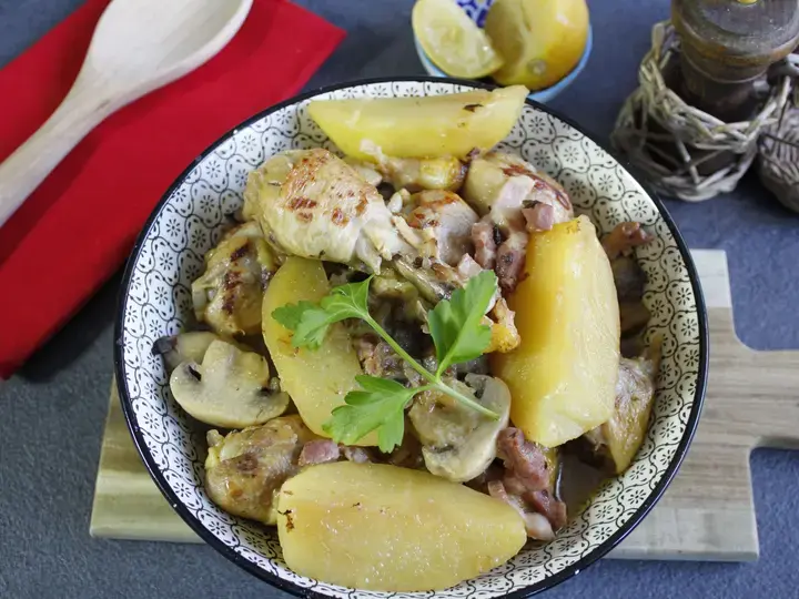 this media has been downloaded from content hub 203195462