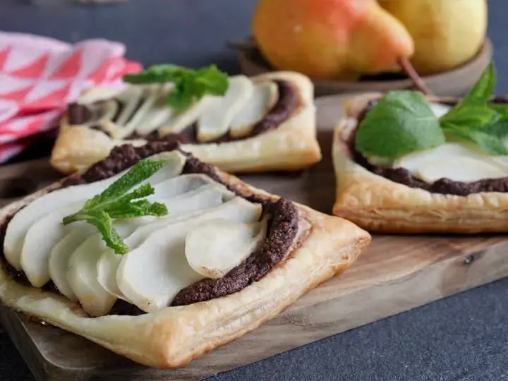 this media has been downloaded from content hub 203448247