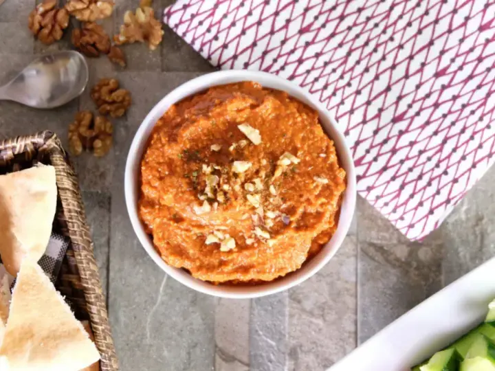 Mouhamara, purée libanaise de poivrons aux noix
