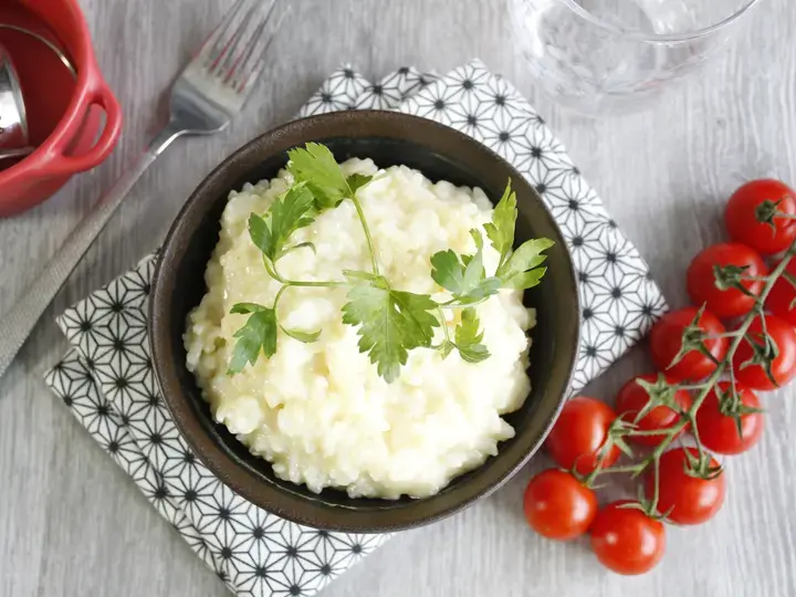 this media has been downloaded from content hub 203177542