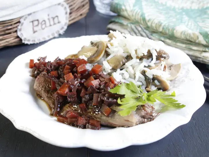Filet de boeuf sauce au vin rouge