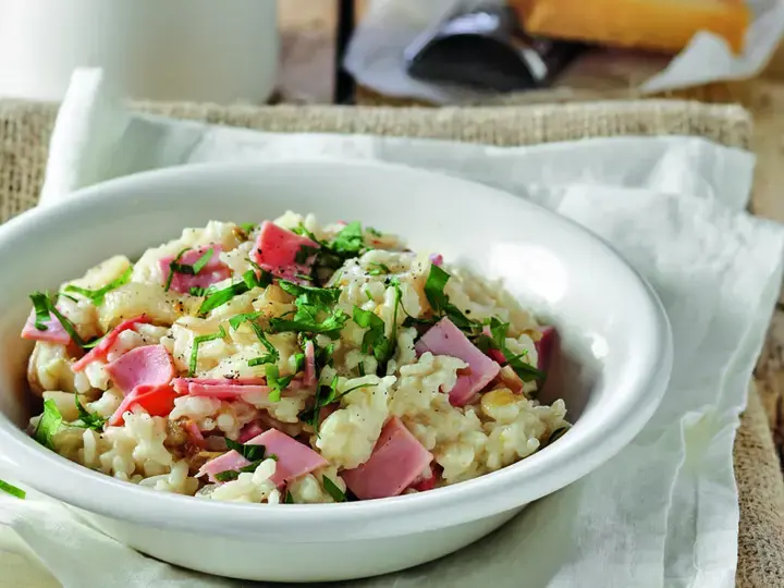 this media has been downloaded from content hub 202093630