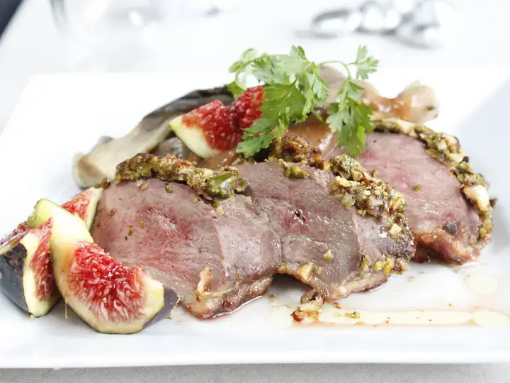 this media has been downloaded from content hub 202100261