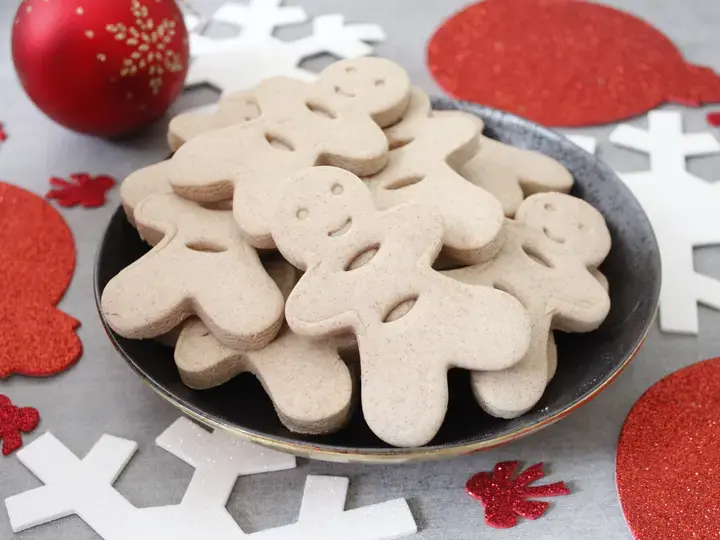 Bonhommes de Noël à la cannelle et au Lait concentré