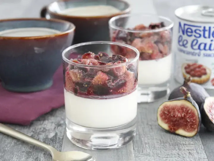 Panna cotta aux figues et lait concentré