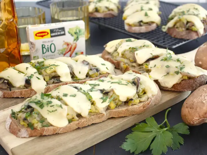 Tartines de légumes gratinées au reblochon