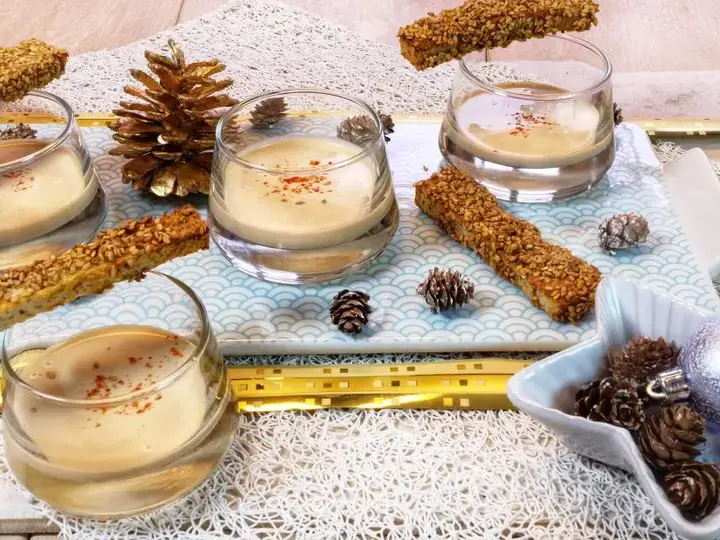 Crème de foie gras et toasts au sésame doré