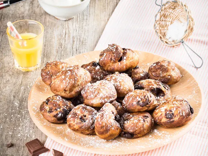 this media has been downloaded from content hub 202082617