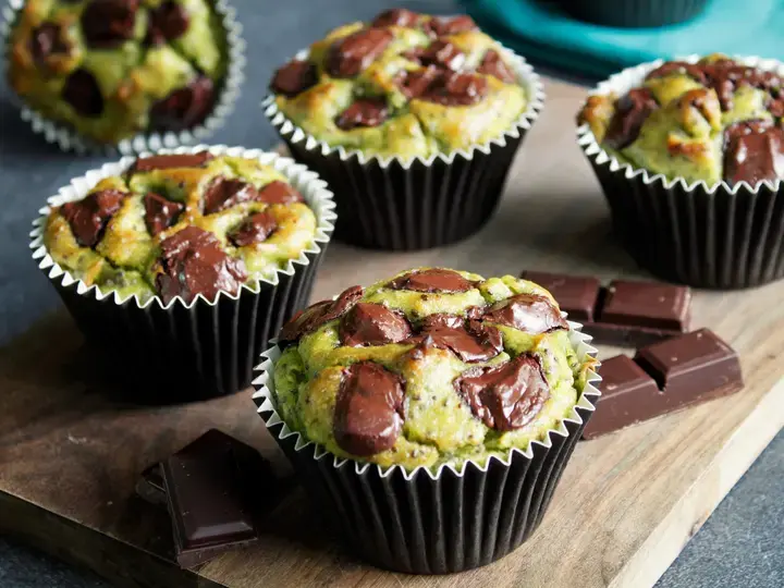 Muffins avocat graines de chia et chocolat bio