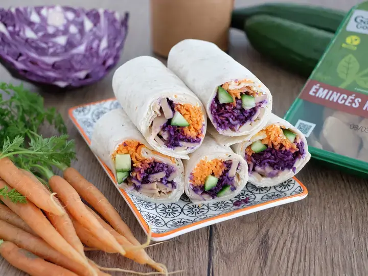 Wraps aux Emincés carottes chou rouge et fromage ail et fines herbes