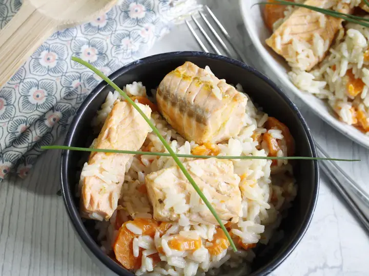 Riz au saumon et lait de coco