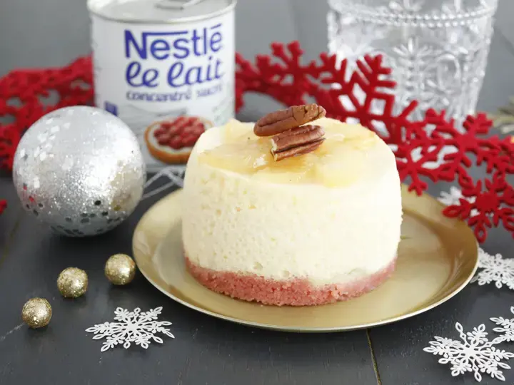 Gateau moelleux poire biscuit rose