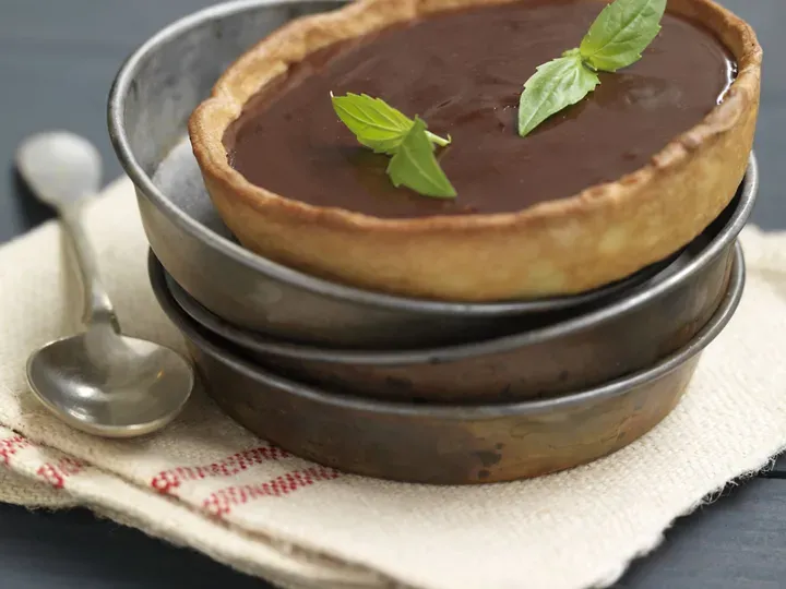 this media has been downloaded from content hub 203165279