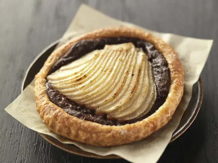 Fine amandine feuilletee poire chocolat