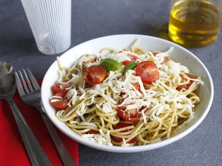 Spaghetti tomate mozzarella