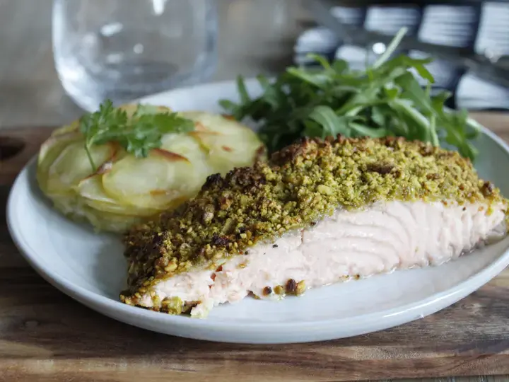 this media has been downloaded from content hub 202094381