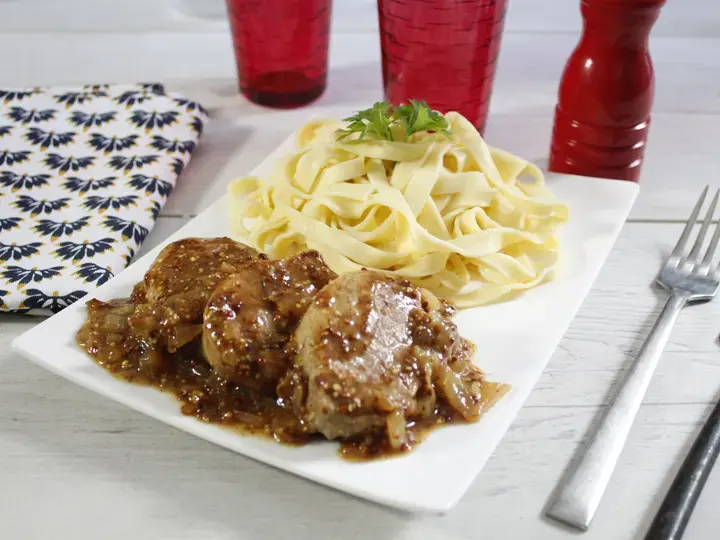 Filet mignon de porc à la moutarde à l'ancienne