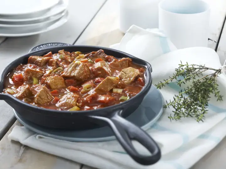 this media has been downloaded from content hub 203294851