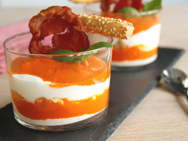 Tiramisu aux poivrons et mascarpone à la pancetta