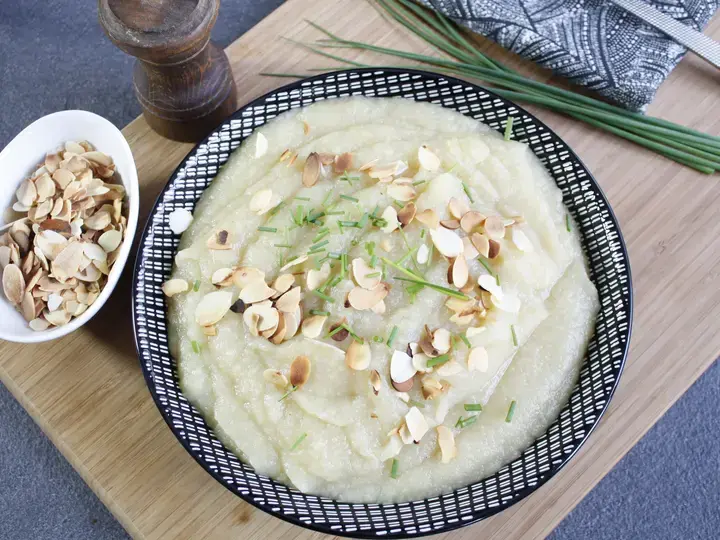Purée celeri, pommes de terre ciboulette et amandes grillées
