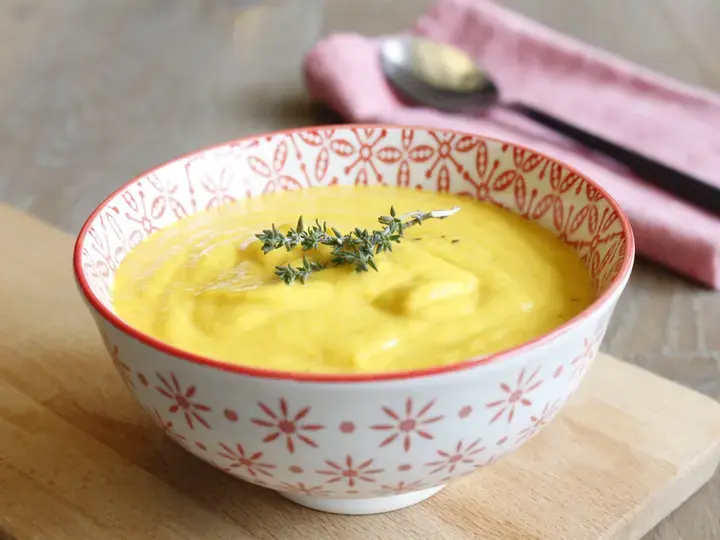 Soupe poivrons jaunes et feta