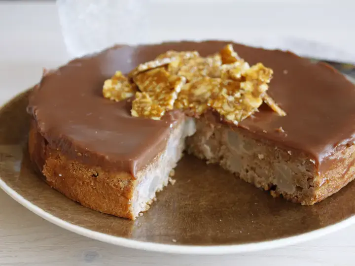 this media has been downloaded from content hub 202079975