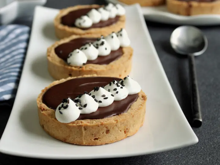 Tartelettes aux poires et chocolat bio